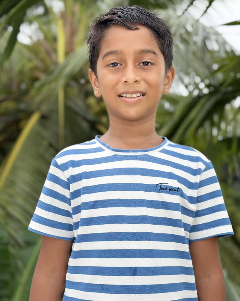 Pradeep Kharvi - iphone